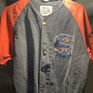Vintage 90s Whitesox jersey.